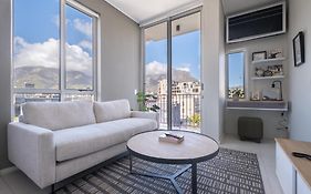 The Rose 505: Stylish City Centre Studio